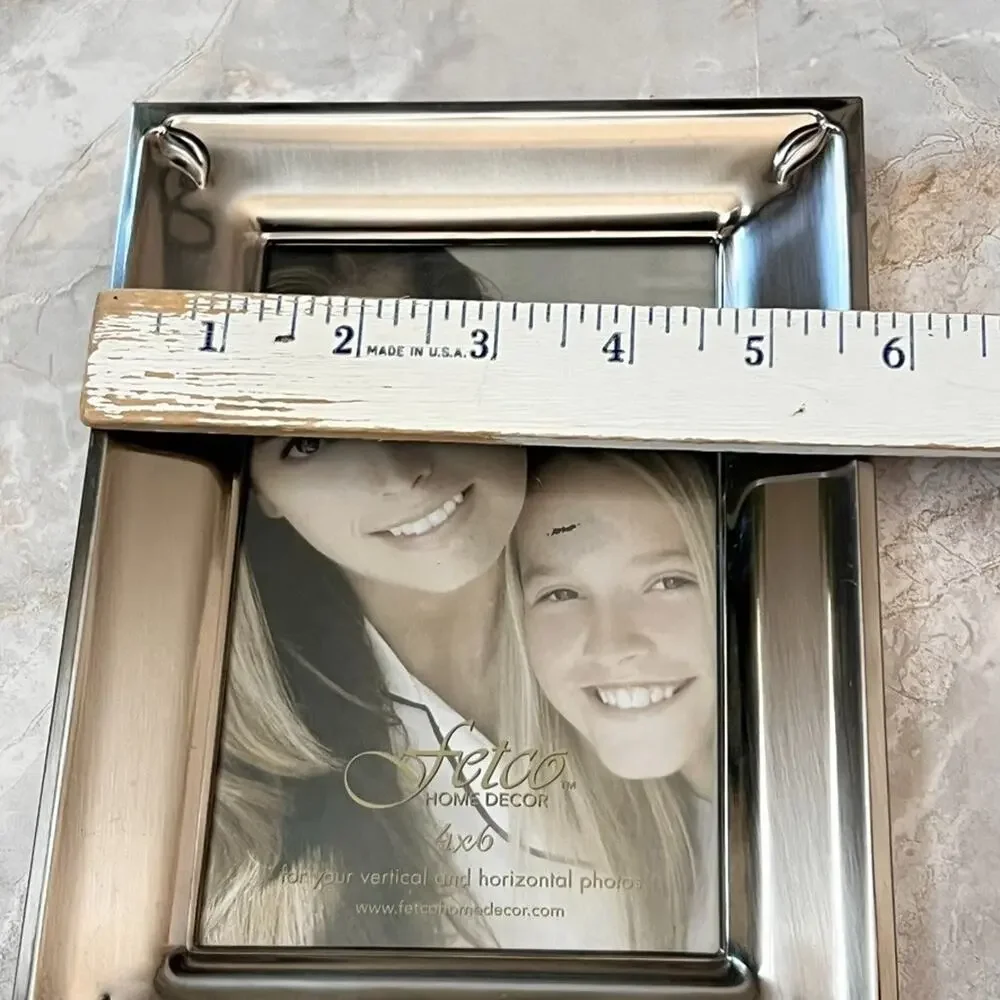 Fetco Shiny Ashby Pewter Picture Frame 4x6 in Silver Free Standing Home Decor